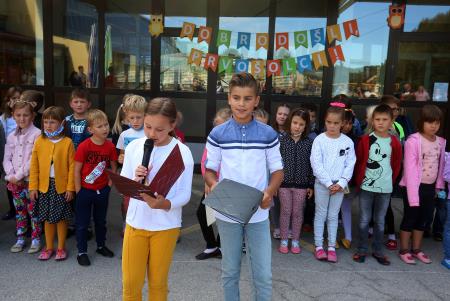 SPREJEM PRVOŠOLČKOV CERKNICA 10 FOTO LJUBO VUKELIČ